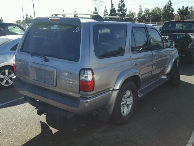 JT3GN86R120258393 - 2002 TOYOTA 4RUNNER SR SILVER photo 4