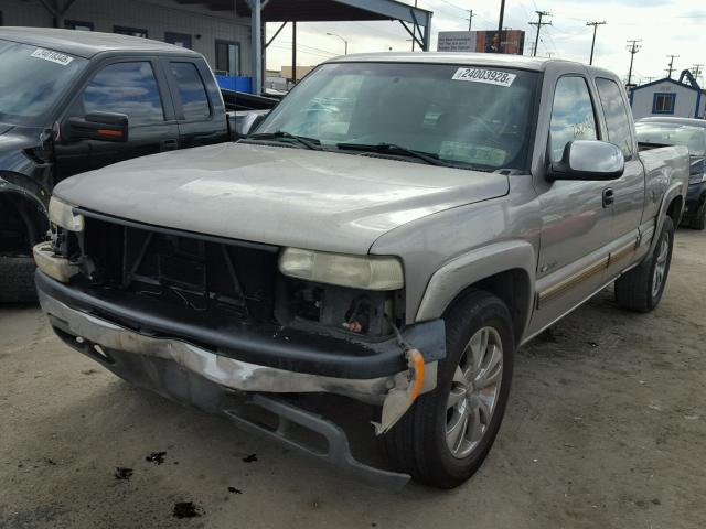 2GCEK19T011337034 - 2001 CHEVROLET SILVERADO GOLD photo 2