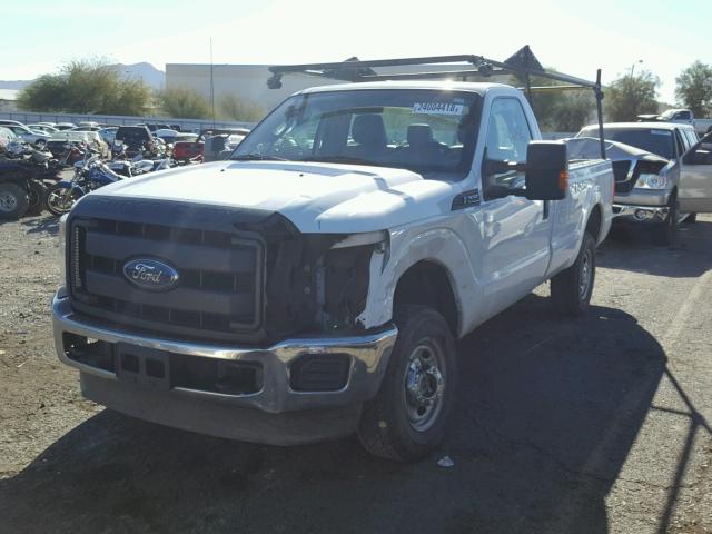 1FTBF2B62BEC58529 - 2011 FORD F250 SUPER WHITE photo 2