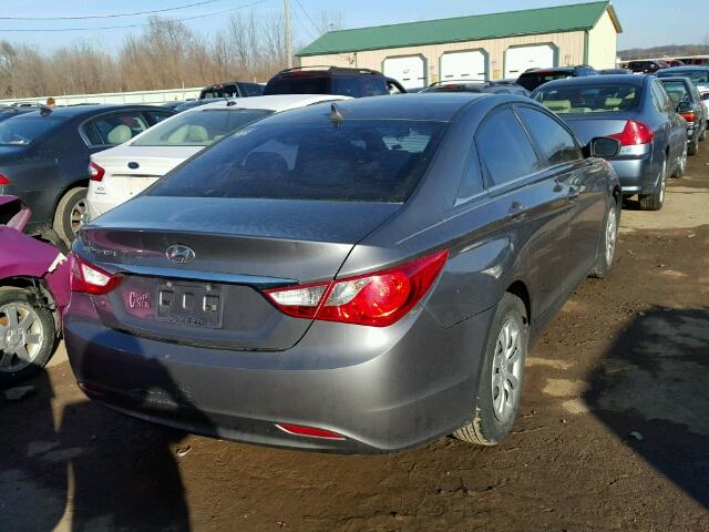 5NPEB4AC6BH277080 - 2011 HYUNDAI SONATA GLS GRAY photo 4