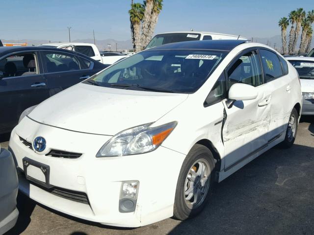 JTDKN3DU2A5157686 - 2010 TOYOTA PRIUS WHITE photo 2