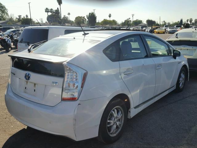 JTDKN3DU2A5157686 - 2010 TOYOTA PRIUS WHITE photo 4