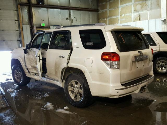 JTEBU5JR7B5053769 - 2011 TOYOTA 4RUNNER SR CREAM photo 3