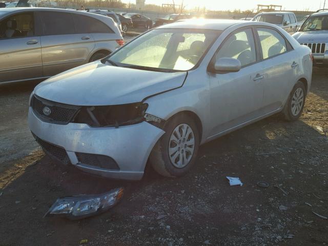 KNAFT4A2XA5286580 - 2010 KIA FORTE LX SILVER photo 2