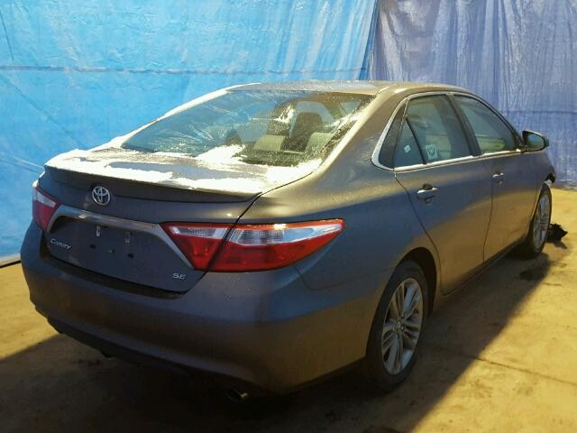 4T1BF1FK6HU753053 - 2017 TOYOTA CAMRY LE GRAY photo 4