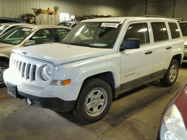 1C4NJPBA2ED715170 - 2014 JEEP PATRIOT SP WHITE photo 2