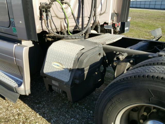 1FUJGLDR2CSBF3439 - 2012 FREIGHTLINER CASCADIA 1 BROWN photo 9