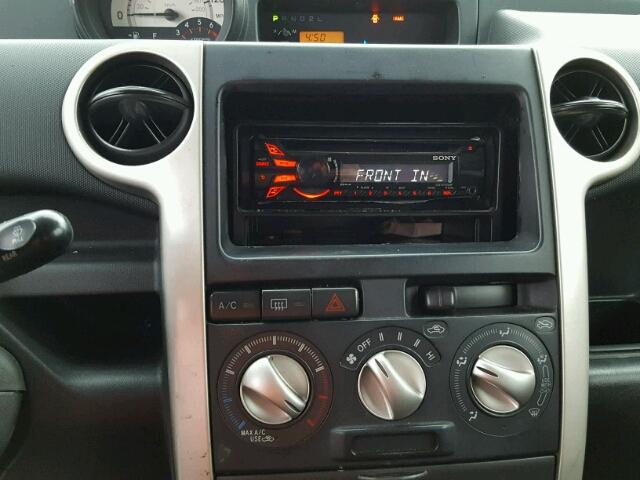 JTLKT324X64118399 - 2006 TOYOTA SCION XB 银色 照片 9