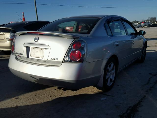 1N4AL11D15C266173 - 2005 NISSAN ALTIMA S SILVER photo 4