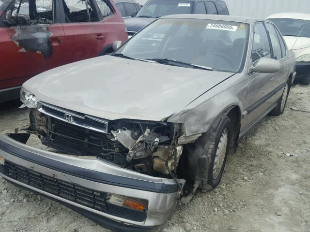 1HGCB7658MA048270 - 1991 HONDA ACCORD LX GRAY photo 2