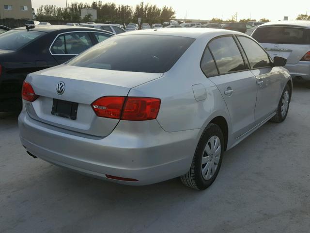 3VW2K7AJ6CM382441 - 2012 VOLKSWAGEN JETTA BASE SILVER photo 4