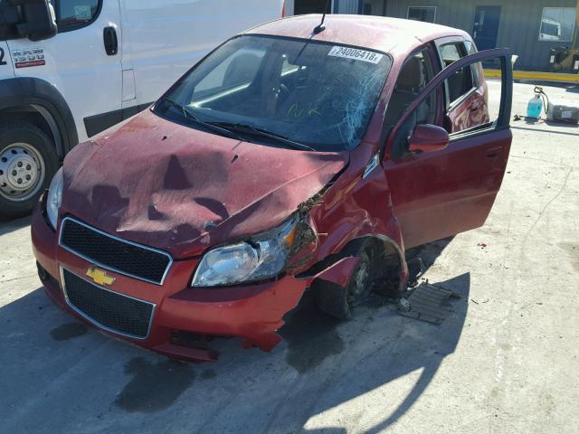 KL1TD6DE4AB118995 - 2010 CHEVROLET AVEO LS RED photo 9