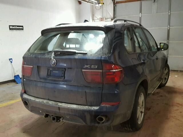 5UXZW0C52BL371772 - 2011 BMW X5 XDRIVE3 BLUE photo 4