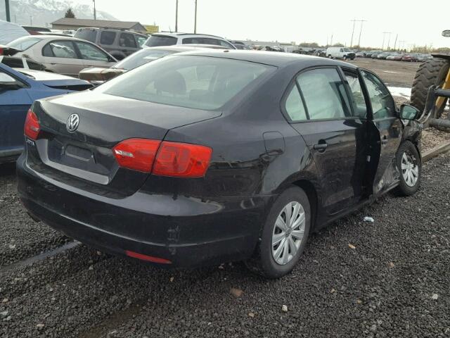 3VW2K7AJ6EM312778 - 2014 VOLKSWAGEN JETTA BASE 黑色 照片 4