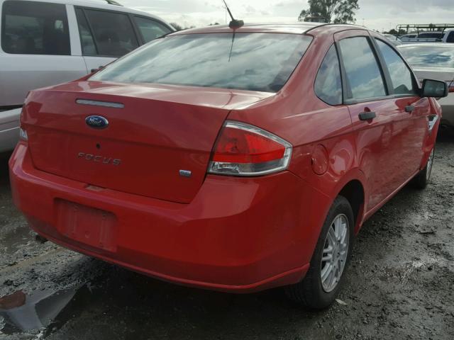 1FAHP35N08W178025 - 2008 FORD FOCUS SE RED photo 4