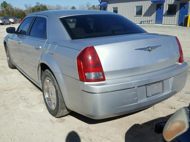 2C3KA53G26H350427 - 2006 CHRYSLER 300 TOURIN SILVER photo 3