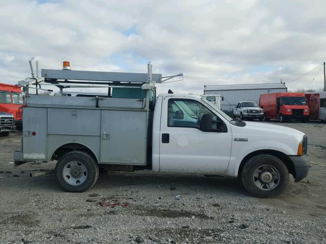 1FDSF30556EB36314 - 2006 FORD F350 SRW S WHITE photo 9