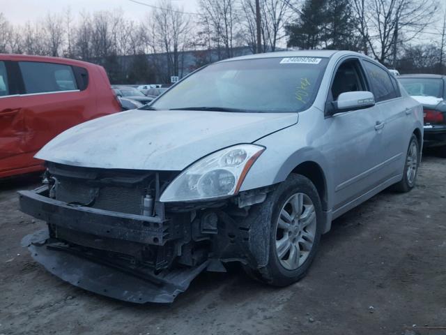 1N4AL2AP4CN467986 - 2012 NISSAN ALTIMA BAS SILVER photo 2