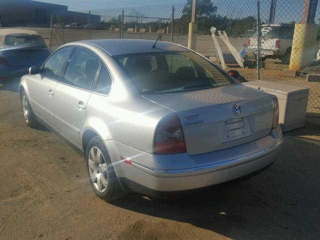 WVWRH63B11E157850 - 2001 VOLKSWAGEN PASSAT GLX 银色 照片 3