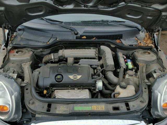 WMWML3C51ATX36668 - 2010 MINI COOPER CLU GRAY photo 7