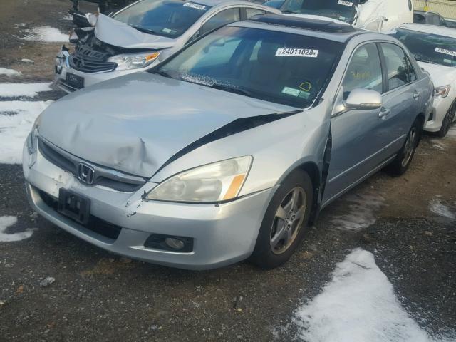 JHMCN36407C001831 - 2007 HONDA ACCORD HYB SILVER photo 2