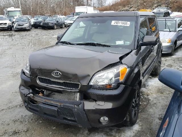 KNDJT2A28B7215966 - 2011 KIA SOUL BROWN photo 2