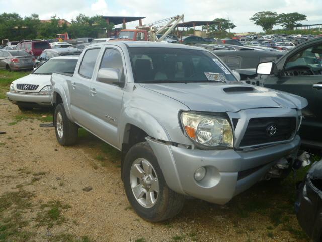 5TEJU62N28Z523620 - 2008 TOYOTA TACOMA DOU SILVER photo 1