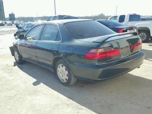 1HGCG5649WA140715 - 1998 HONDA ACCORD LX GREEN photo 3