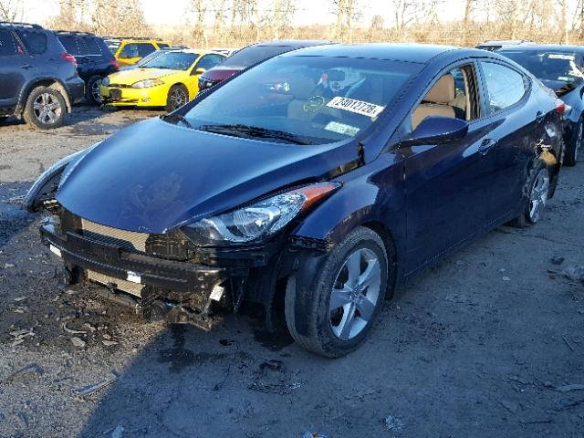 5NPDH4AE4DH339042 - 2013 HYUNDAI ELANTRA GL BLUE photo 2