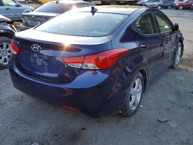 5NPDH4AE4DH339042 - 2013 HYUNDAI ELANTRA GL BLUE photo 4