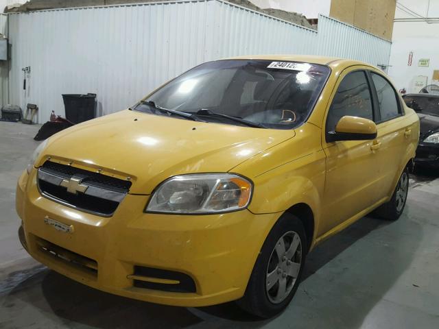 KL1TD5DE2BB127075 - 2011 CHEVROLET AVEO LS YELLOW photo 2