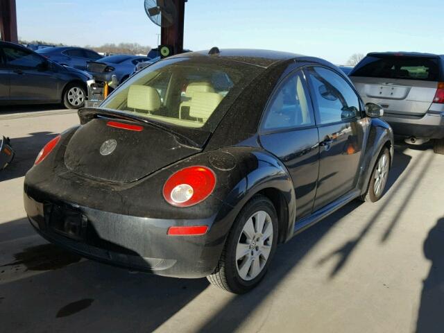 3VWPW31CX8M521532 - 2008 VOLKSWAGEN NEW BEETLE BLACK photo 4