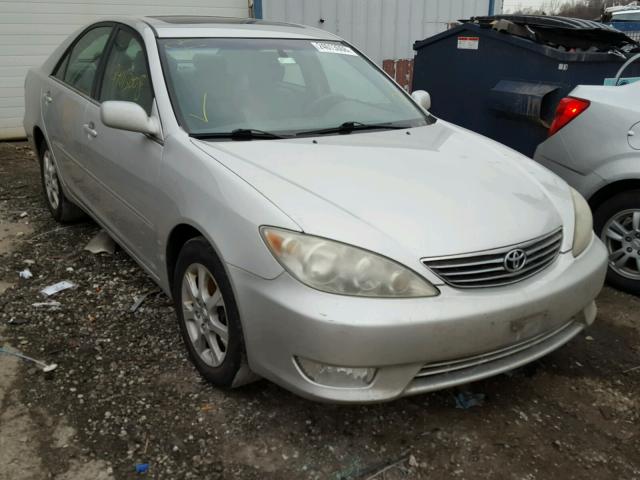 4T1BF30K75U598836 - 2005 TOYOTA CAMRY LE SILVER photo 1