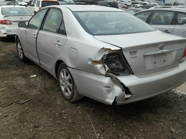 4T1BF30K75U598836 - 2005 TOYOTA CAMRY LE SILVER photo 3