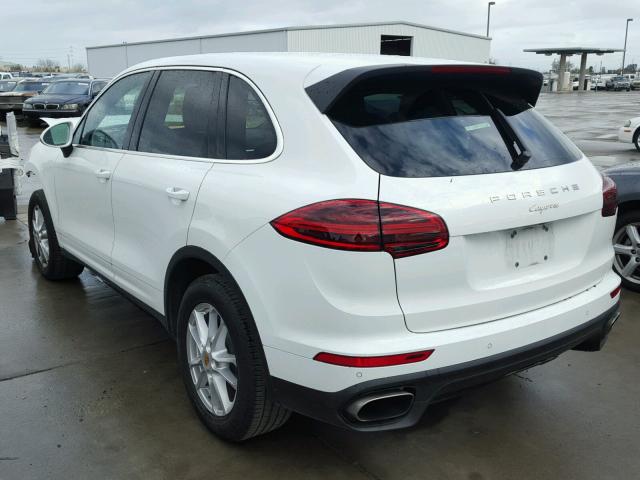 WP1AA2A21GKA37617 - 2016 PORSCHE CAYENNE WHITE photo 3