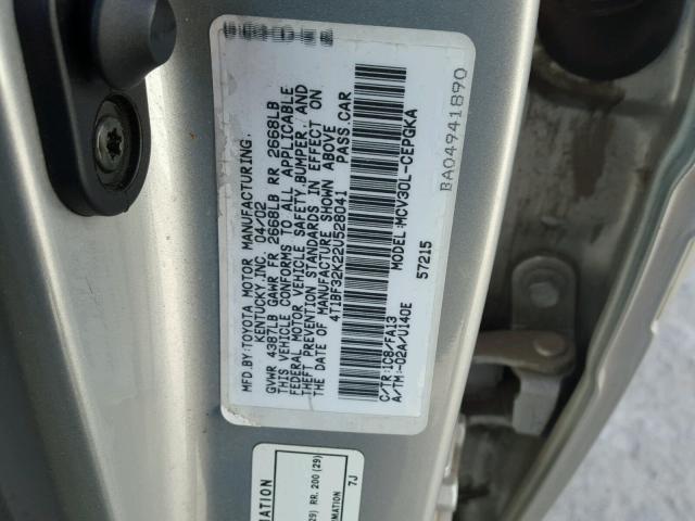 4T1BF32K22U528041 - 2002 TOYOTA CAMRY LE SILVER photo 10