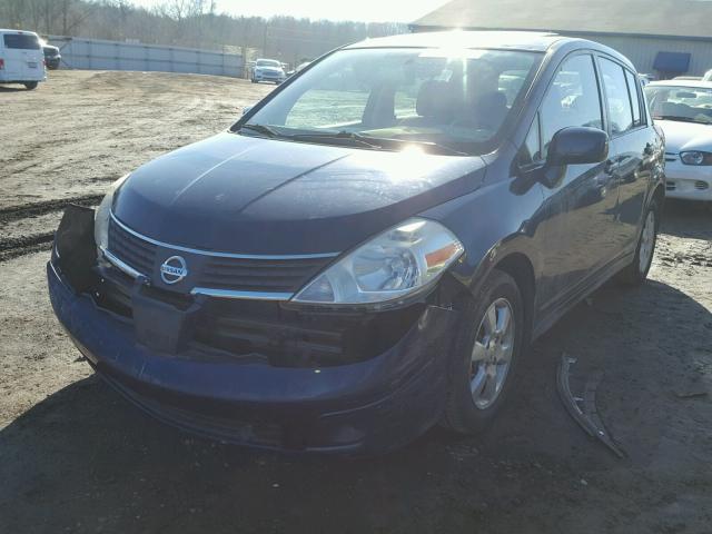 3N1BC13E67L407026 - 2007 NISSAN VERSA S BLUE photo 2