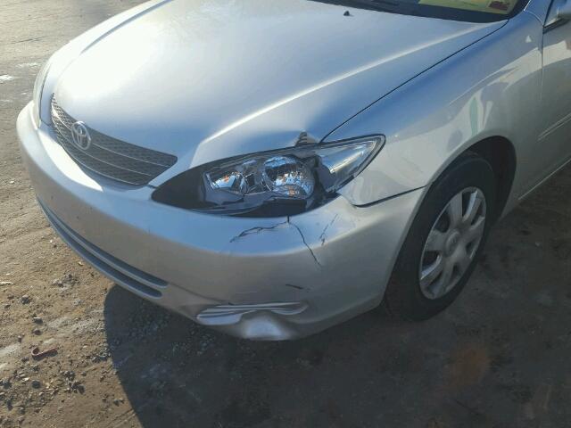 4T1BE32K13U215227 - 2003 TOYOTA CAMRY LE SILVER photo 9