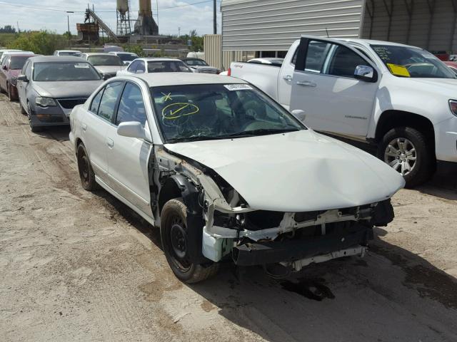 4A3AA46H12E160820 - 2002 MITSUBISHI GALANT ES WHITE photo 1