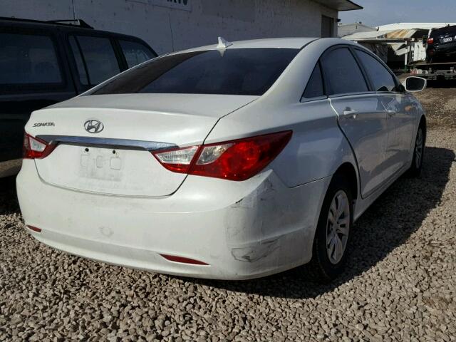 5NPEB4AC1BH012275 - 2011 HYUNDAI SONATA GLS WHITE photo 4