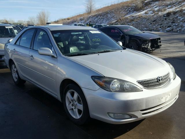 4T1BF30K82U500053 - 2002 TOYOTA CAMRY LE SILVER photo 1