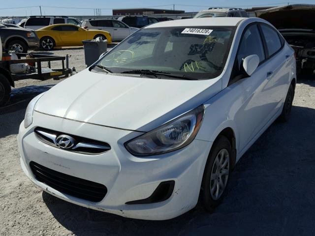 KMHCT4AE5DU397222 - 2013 HYUNDAI ACCENT GLS WHITE photo 2