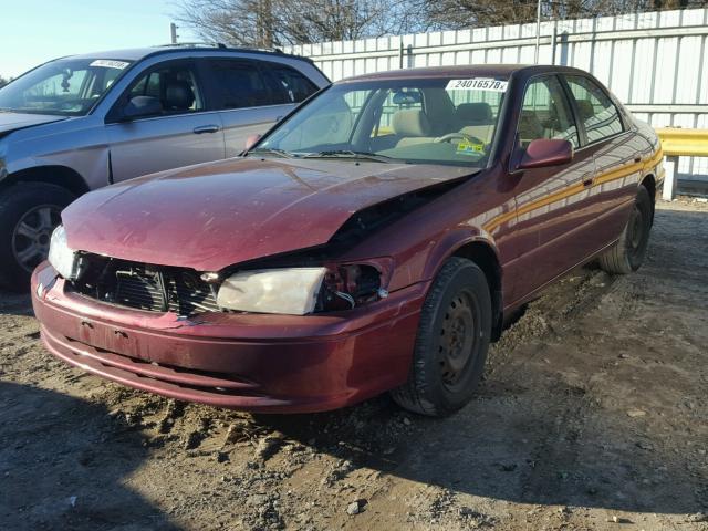 JT2BG22K3Y0401318 - 2000 TOYOTA CAMRY CE RED photo 2