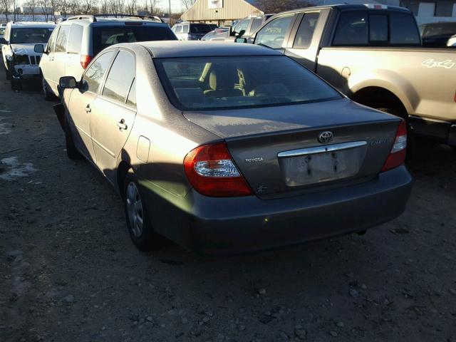 4T1BE32KX2U510289 - 2002 TOYOTA CAMRY LE GRAY photo 3