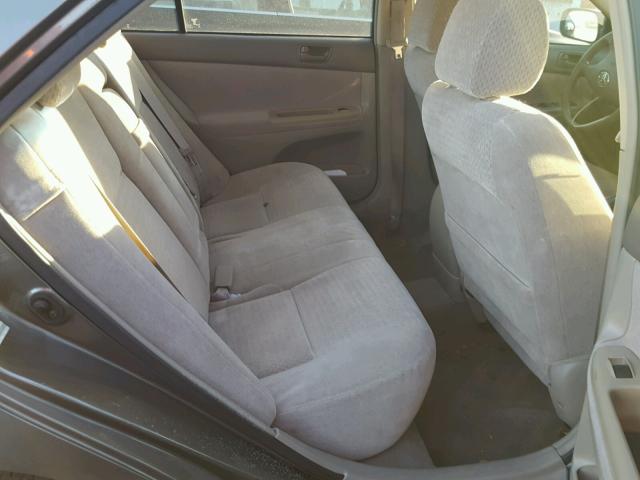 4T1BE32KX2U510289 - 2002 TOYOTA CAMRY LE GRAY photo 6