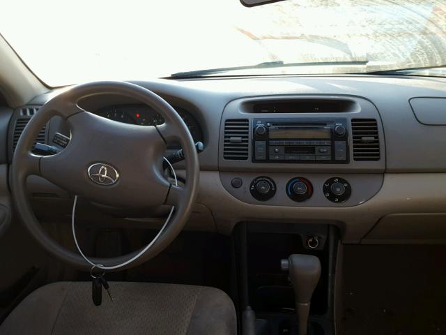 4T1BE32KX2U510289 - 2002 TOYOTA CAMRY LE GRAY photo 9