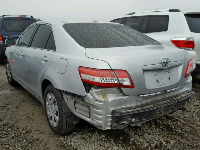 4T1BF3EK2AU538014 - 2010 TOYOTA CAMRY BASE SILVER photo 3