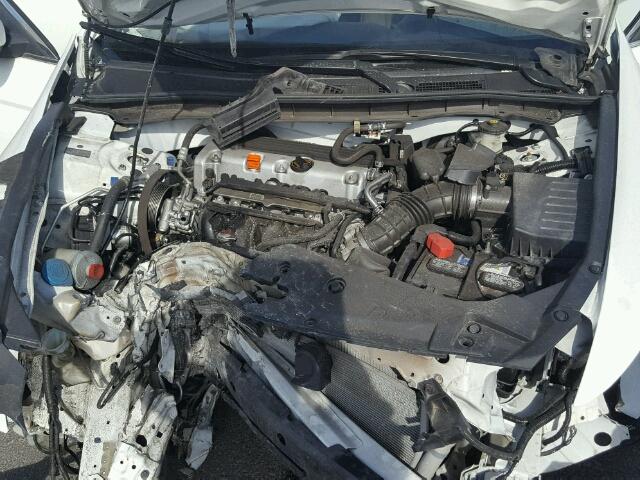 1HGCP2F40CA003592 - 2012 HONDA ACCORD LXP WHITE photo 7