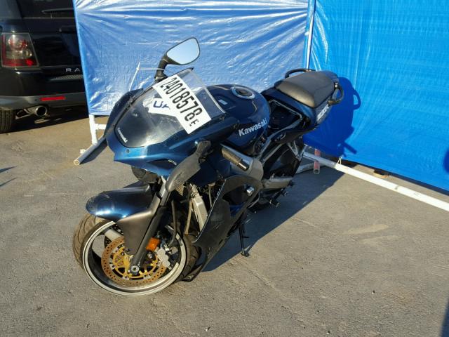 JKAZX4J145A055046 - 2005 KAWASAKI ZX600 J1 BLUE photo 2