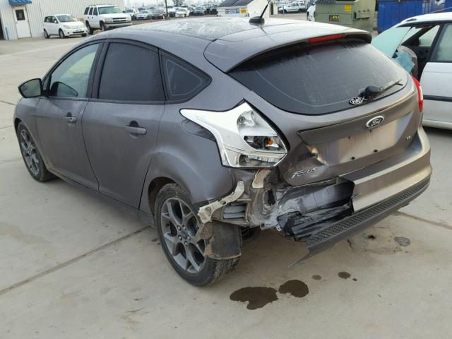 1FADP3K2XDL145442 - 2013 FORD FOCUS SE GRAY photo 3